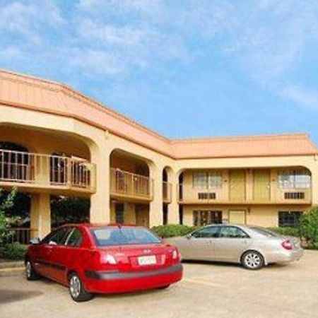 Days Inn By Wyndham Southaven Ms Exterior photo